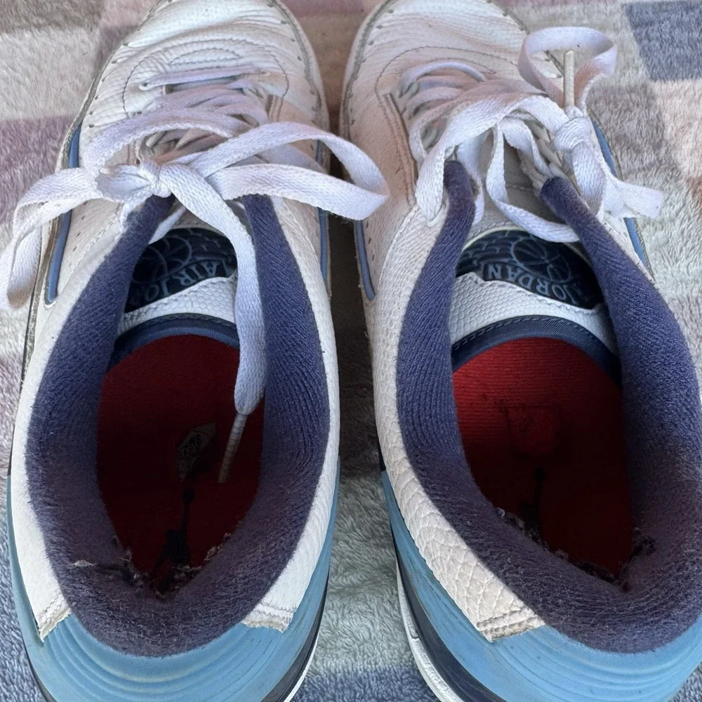 Size 9.5 -‎ Nike Jordan 2 Retro Low University Blue 